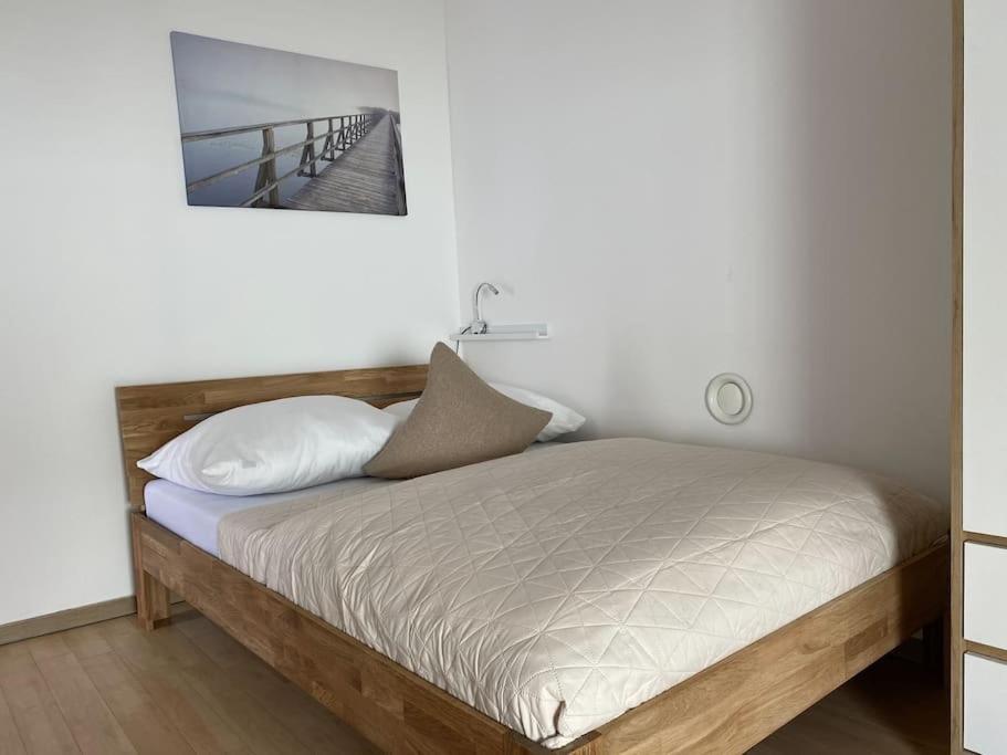 Neu Apartment In Schloss Naehe,Parkplatz, Netflix Sögel エクステリア 写真